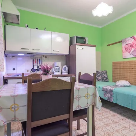 Apartment 16053a Pula
