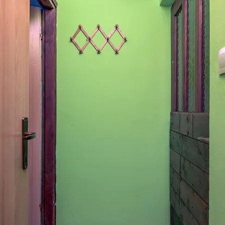 16053a Apartment