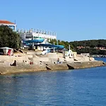 16053a * Πούλα